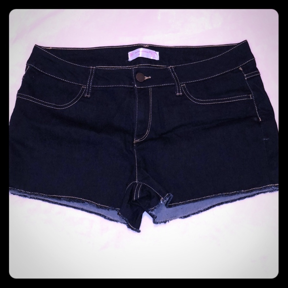 Juniors Plus Size 15 Stretchy Jean Shorts